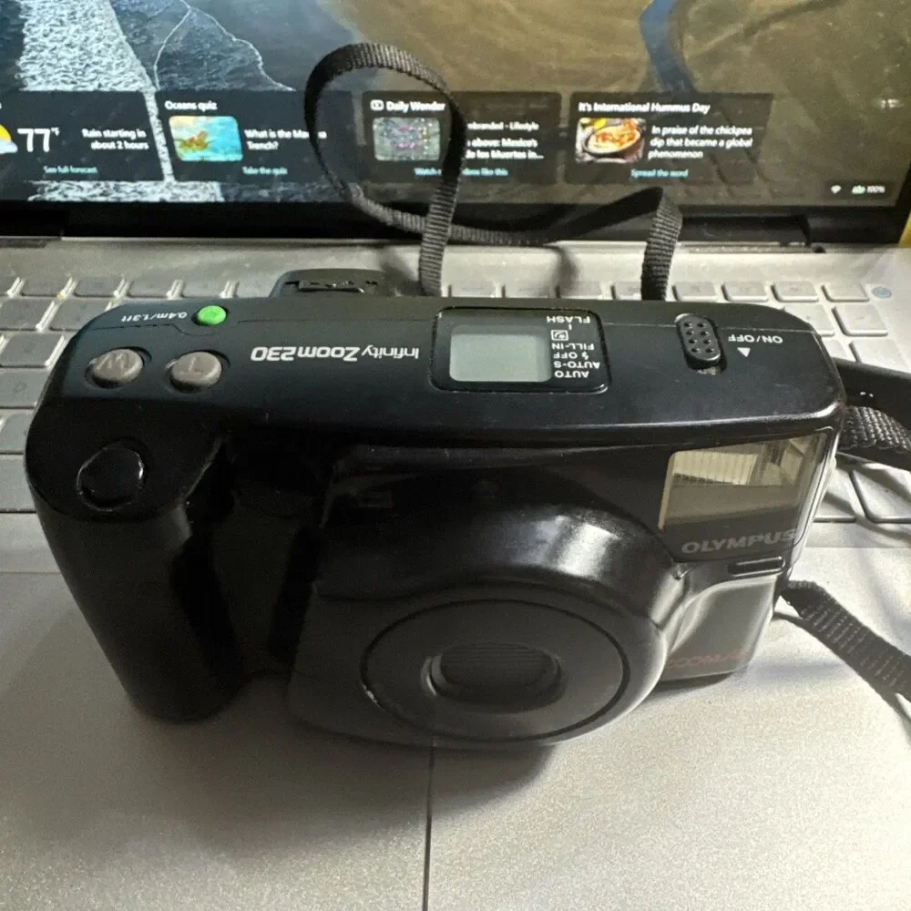 OLYMPUS Camera Black Infinity Zoom 230 -38 -90 mm zoom lens 35 mm film camera